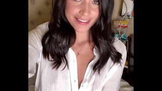 Kostbare mientras bo mihó amigu e ta ta mescos