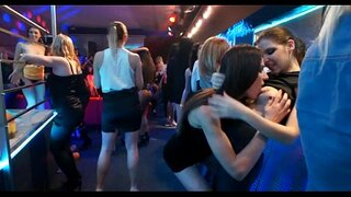 Узбуджаючы дзікія патрэбы милашек і прыгажунчыкаў